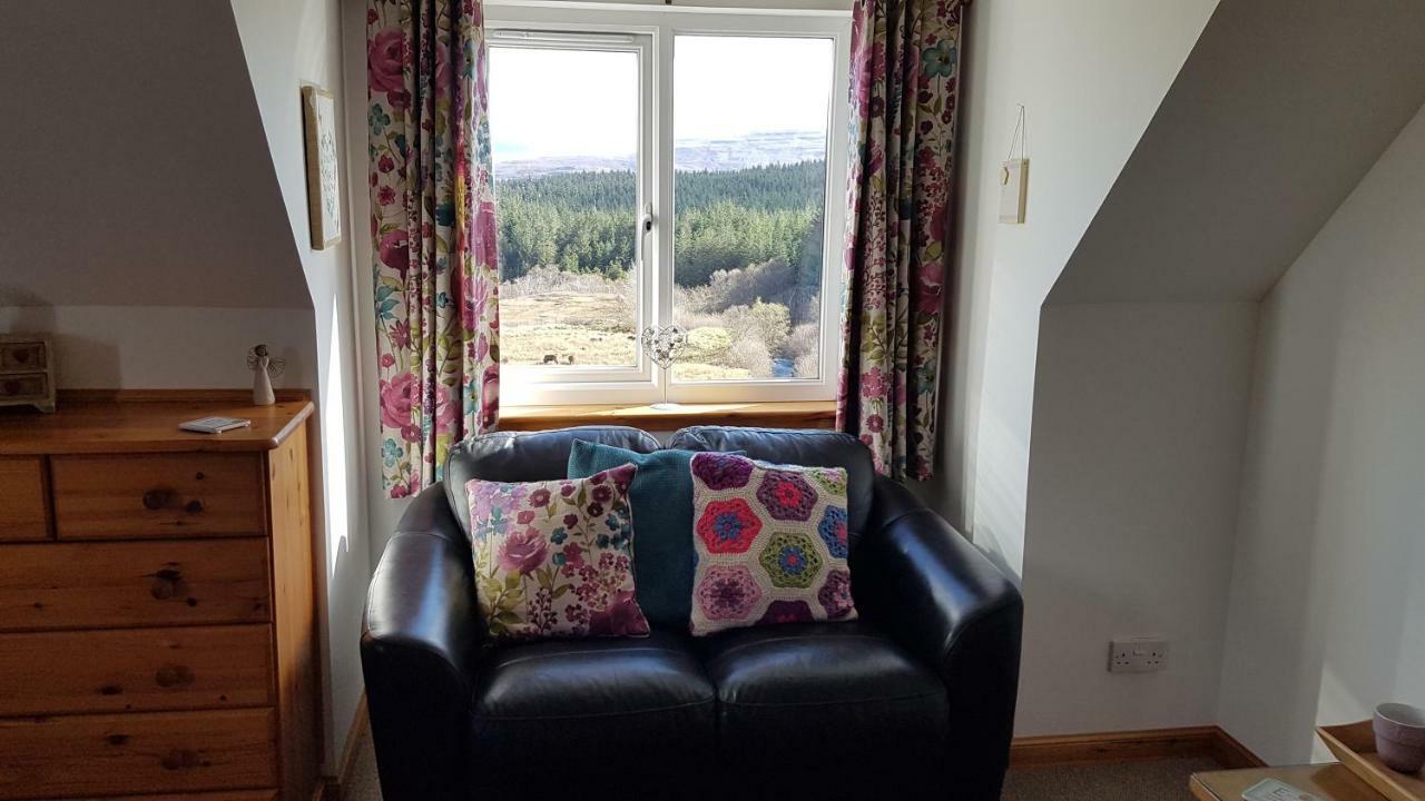 Apartament An Cois Na H-Aibhne Skeabost Zewnętrze zdjęcie